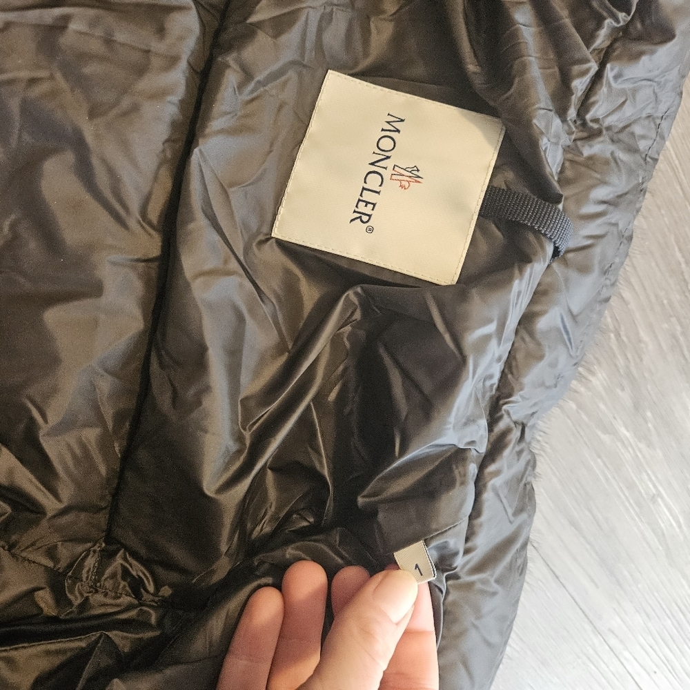 Moncler Puffer Down Black with mink fur accent Jacket - Picture 12 of 14